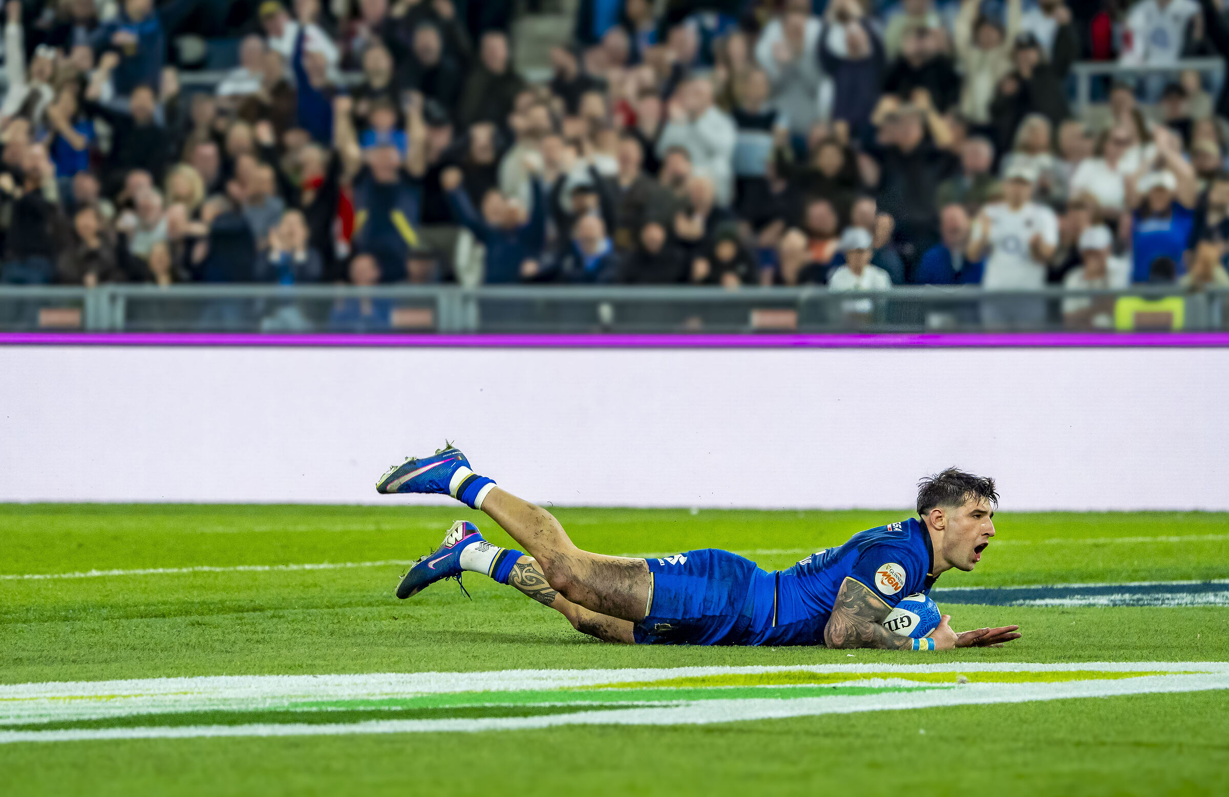 Rugby Italia vs Inghilterra Tommaso Menincello fa Meta